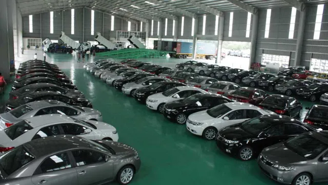 Car industry faces low-tax imports