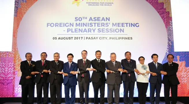 ASEAN Foreign Ministers discuss regional issues