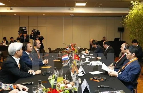 PM attends Netherlands business forum