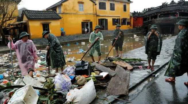 Russia sends support for Damrey-affected communities