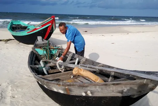 Compensation for affected fishermen continues