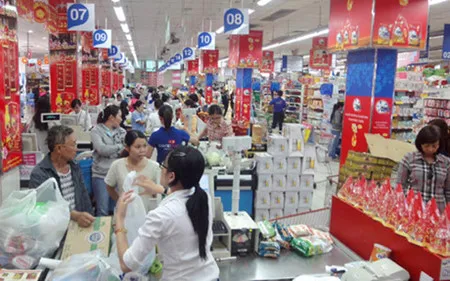 Vietnamese prefer locally-made products for Tet