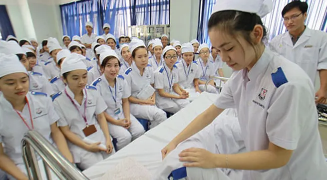 Japan seeks more Vietnamese nurses, carers