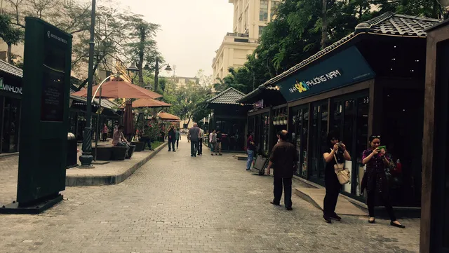 Book street to encourage reading