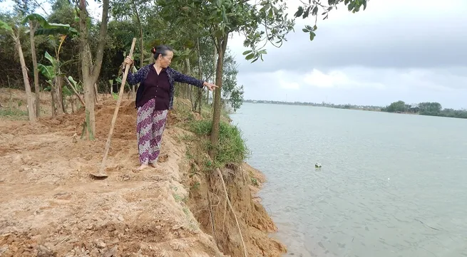 Landslides continue to ravage Mekong Delta region