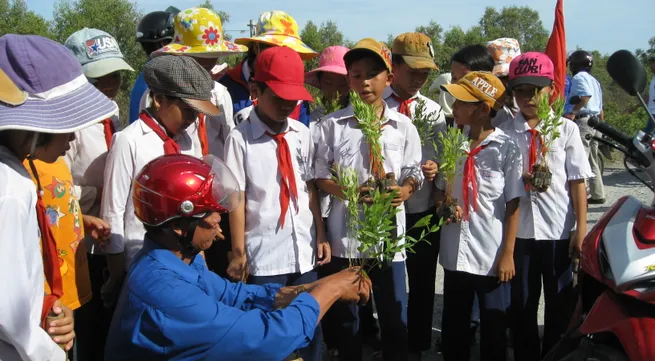Save the Children finances natural disaster response project in Tien Giang