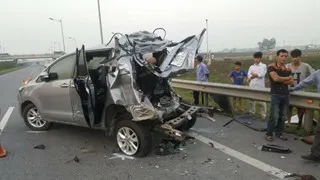 Traffic accidents kill nearly 8,000