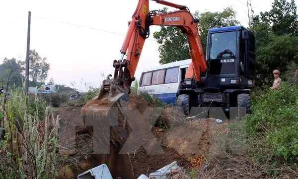 Quảng Ninh police destroy 2.8 tonnes of food