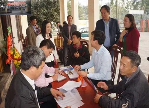 Decree stipulates business fee structure