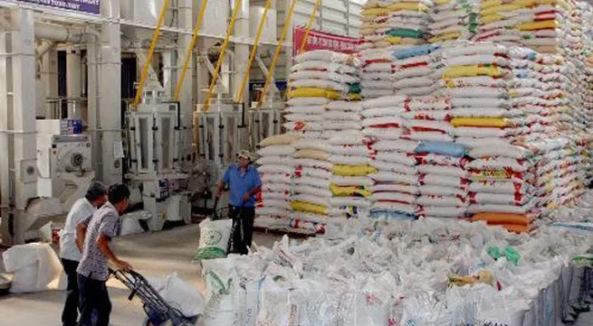 PM urges increasing added-value of rice