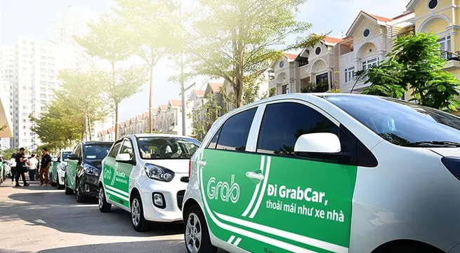 Driver hurt in grab, Uber, taxi price war