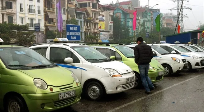 Concern over increasing taxis on road without passengers