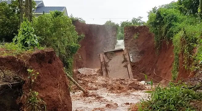 Gia Hoét 1 levee breaks