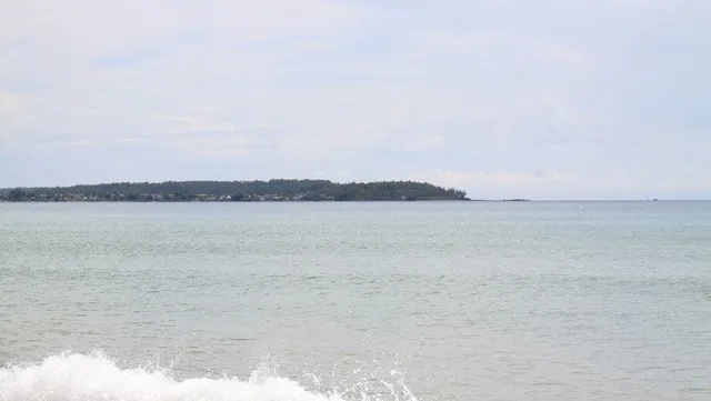 Officials seek to stop dumping of 62,000cu.m of mud waste