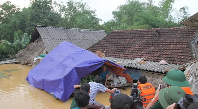 Visit to flood-stricken district in Quang Nam province