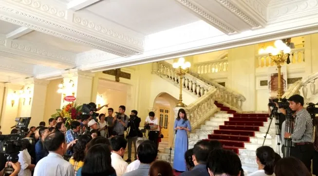 Tour to visit Hanoi Opera House launched