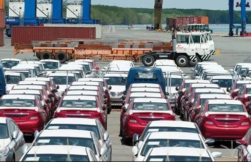 Car import slow down as tax reduction nears