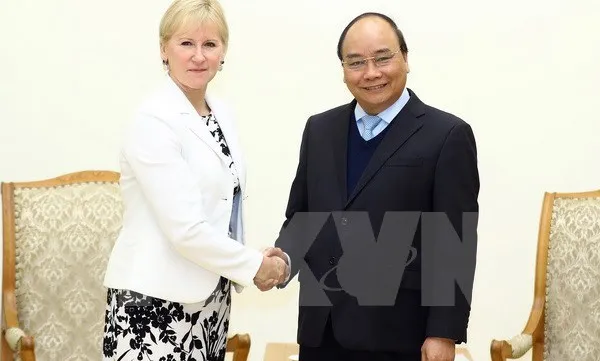 PM Phuc calls for Vietnam - Sweden cooperation expansion