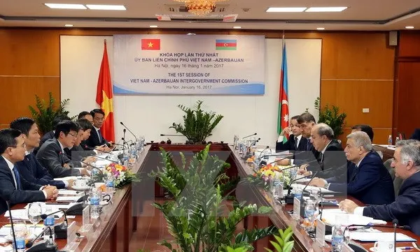 Vietnam, Azerbaijan enhance ties