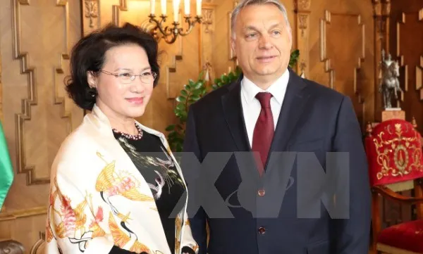 Vietnam hails ties with Hungary