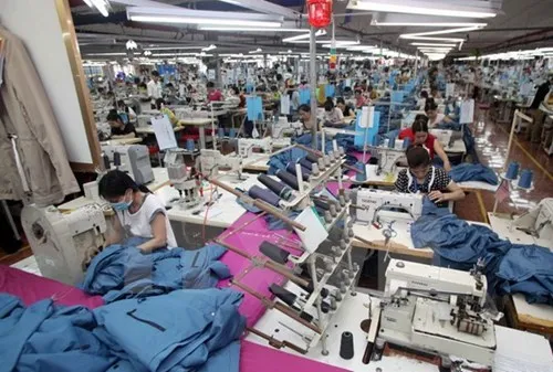 Trade deficit hits 2.13 billion USD