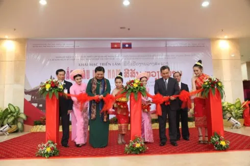 Vietnam tourism culture days in Laos