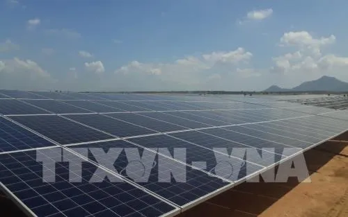 Central province aims to commission solar power plants next year