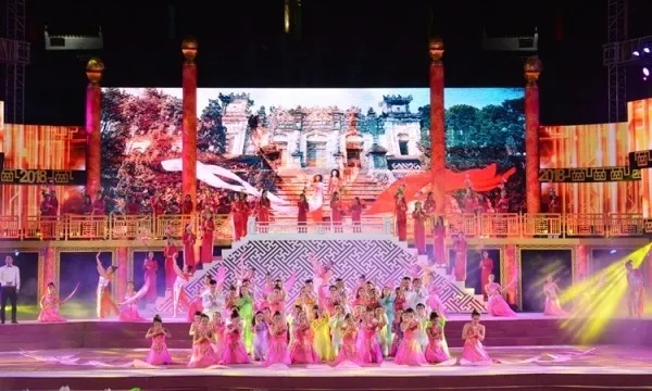 2018 Hue Festival attracts thousands of visitors