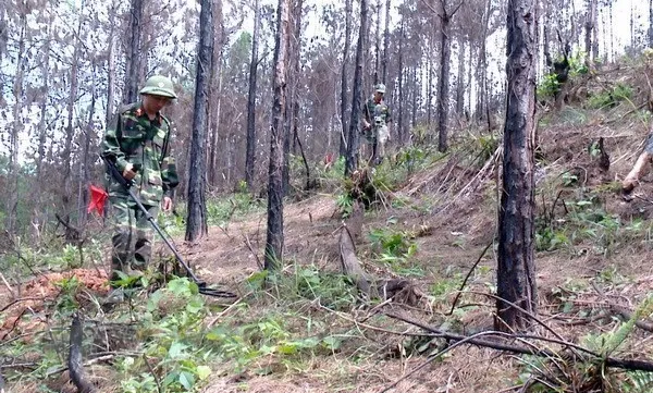 Training course on UXO actions opened for military officials