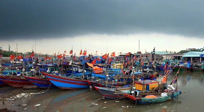 Widespread downpours predicted as Son Tinh to hit mainland