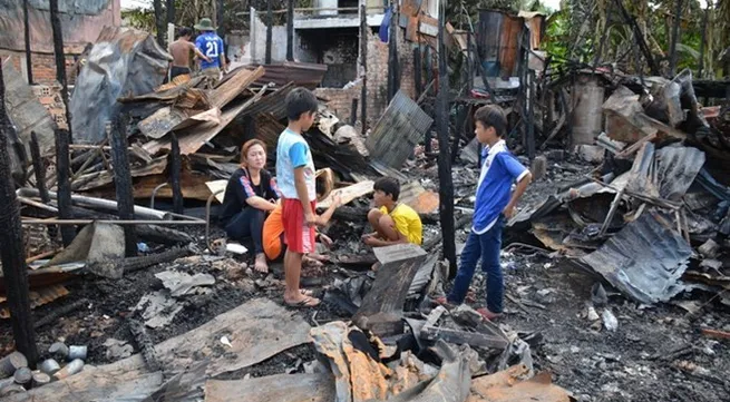 Normal life returns to Vietnamese Cambodians affected by blaze