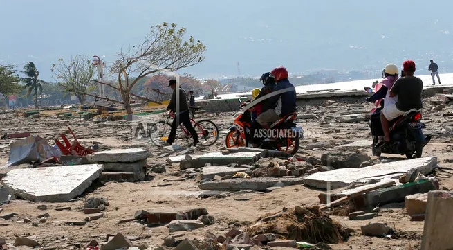 Twin quakes hit off Indonesia's Sumba island