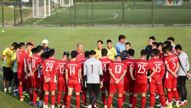 Vietnam determined to triumph in AFF Suzuki Cup: head coach