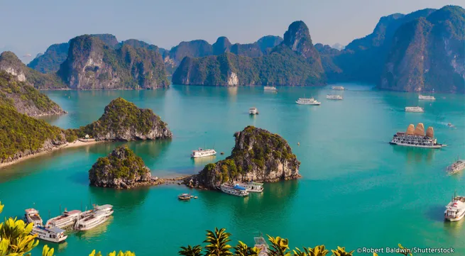 Ha Long bay says no to single use plastic