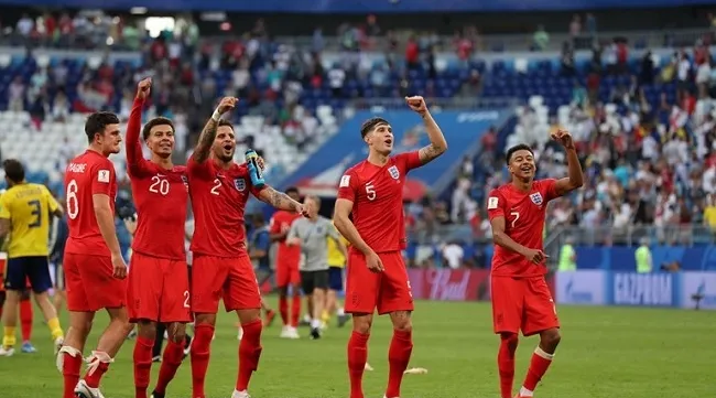 England move into semi-finals after 2-0 win over Sweden