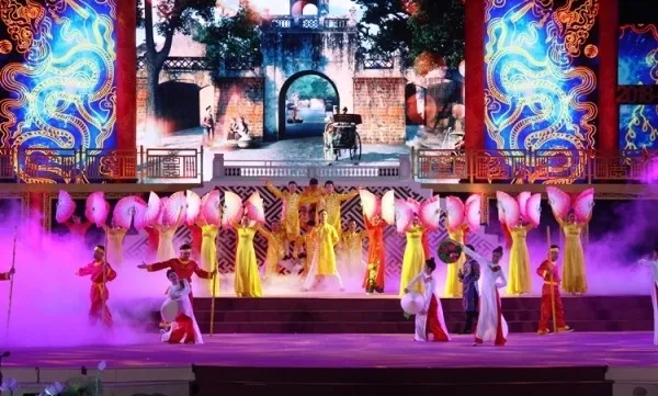 Hue Festival 2018 kicks off with firework show