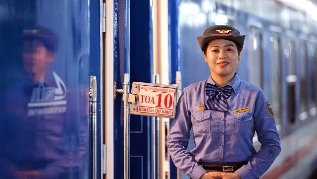 Vietnam Railway Corporation launches new high-quality trains to serve passengers