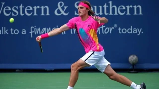 Tennis: Tsitsipas falls at first hurdle in Cincinnati