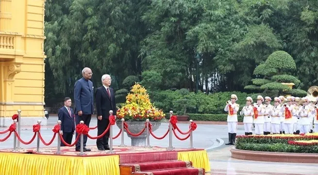 Party leader, President chairs welcome ceremony for Indian President