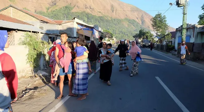 Multiple quakes rock Indonesia’s Lombok island