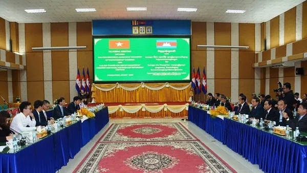Vietnam, Cambodia agree on boosting border trade