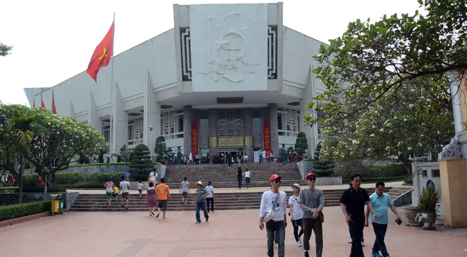 Ho Chi Minh Museum - Fragrant lotus in the heart of the capital