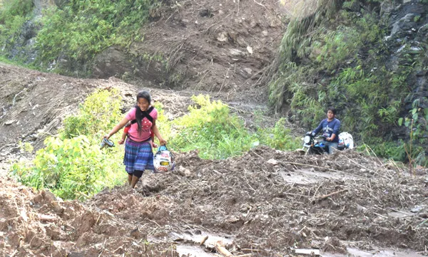 70 households in Bac Ha district are isolated