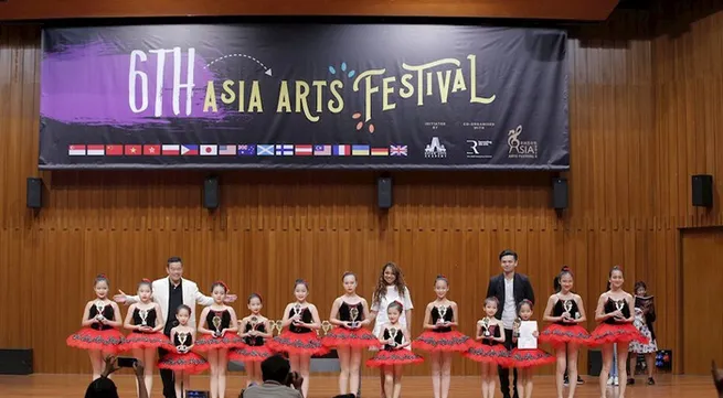 Silver medal for ballet at Asia arts festival