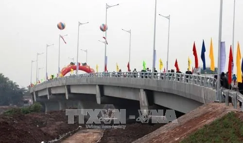 Hai Phong inaugurates two new bridges