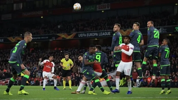 Arsenal and Chelsea through to Europa last 32, Marseille out