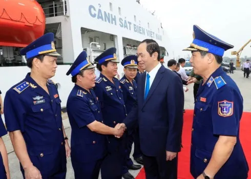 State President pays pre-Tet visit to coast guard zone 3