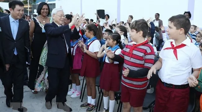 Party chief Nguyen Phu Trong visits Vo Thi Thang school in Cuba