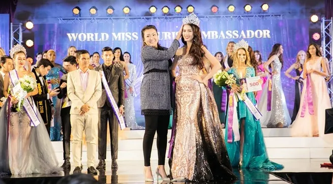 Phan Thi Mo crowned World Miss Tourism Ambassador