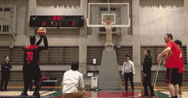 Japanese basketball robot beats professionals at free throwing